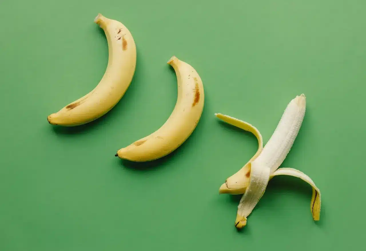 can dogs eat bananas